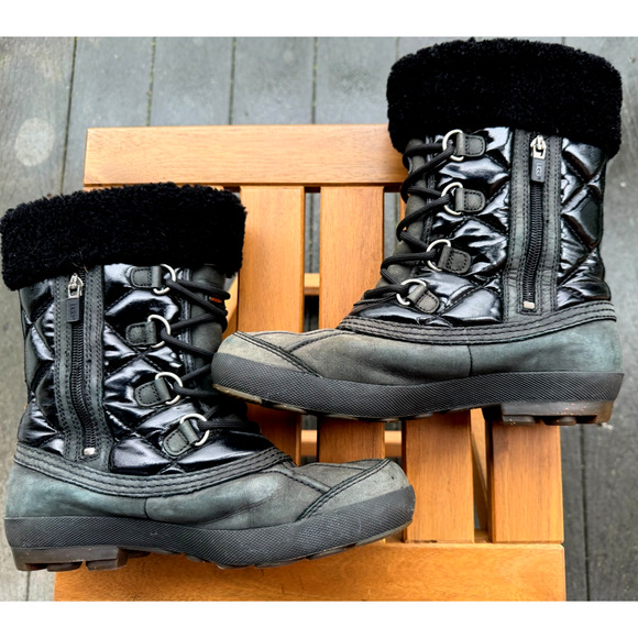 Ugg Australia Newberry Side Zip Waterproof Insulated Black gray Boots Women's 8 - Picture 2 of 13